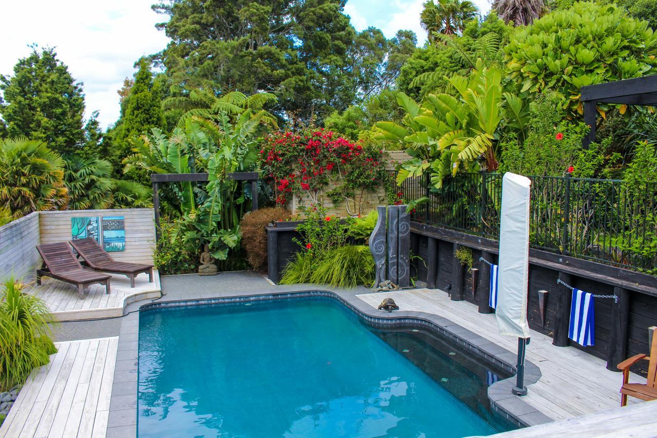 Amazing Kiwi Lodge Whangamata Bagian luar foto